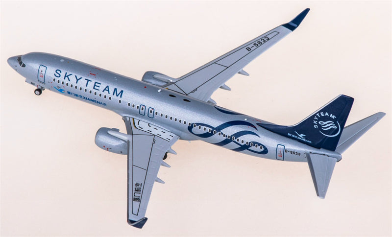 NG Models 1:400 XiamenAir Boeing 737-800 B-5633 Model