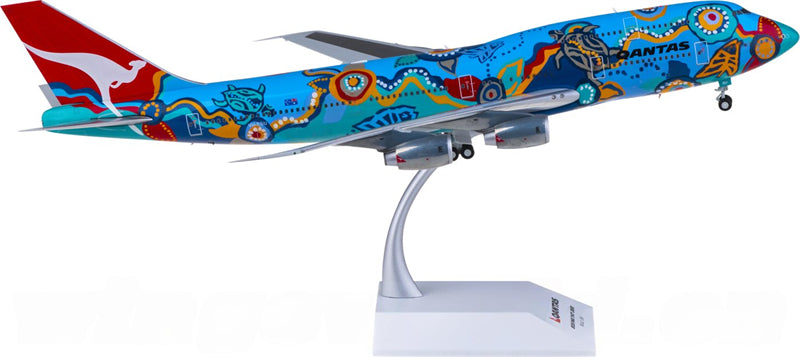JC Wings Qantas Airways Boeing 747-300 VH-EBU 1:200 Diecast Model view 1