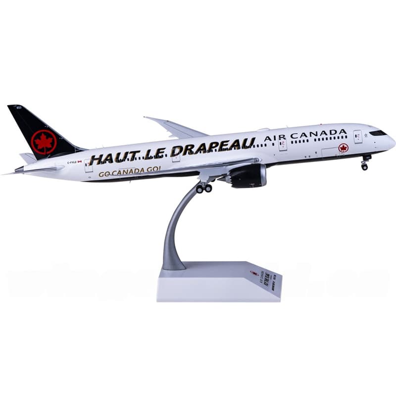JC Wings Air Canada Boeing 787-9 C-FVLQ 1:200 Aircraft Pre-built  Airliner Model Display