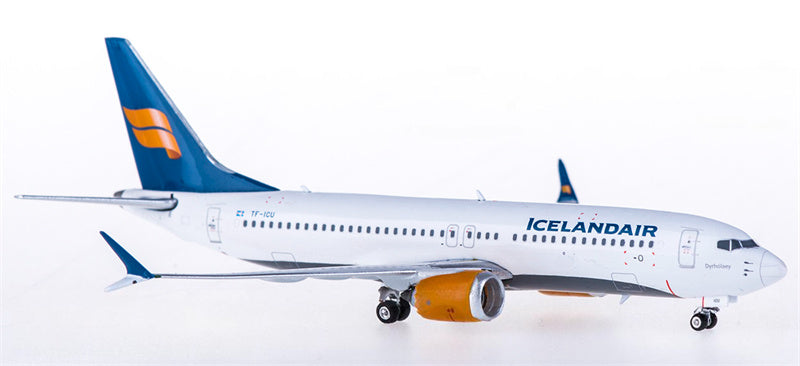 Phoenix Icelandair for Boeing 737 MAX 8 TF-ICU 1:400 Aircraft Pre-built  Airliner Model Display