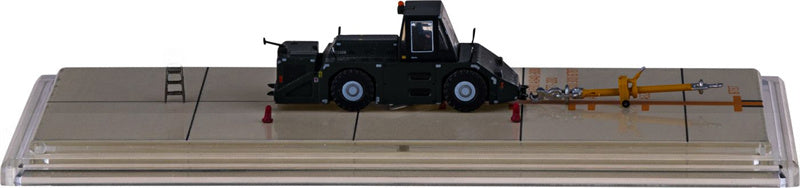 JC Wings JASDF WT250E Pushback Tug 1:200 Accessory Model view 1