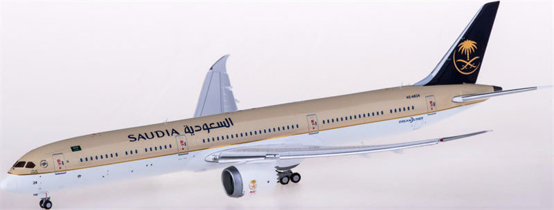 JC Wings Saudia Boeing 787-10 HZ-AR24 Flaps Down 1:400 Diecast Model view 2