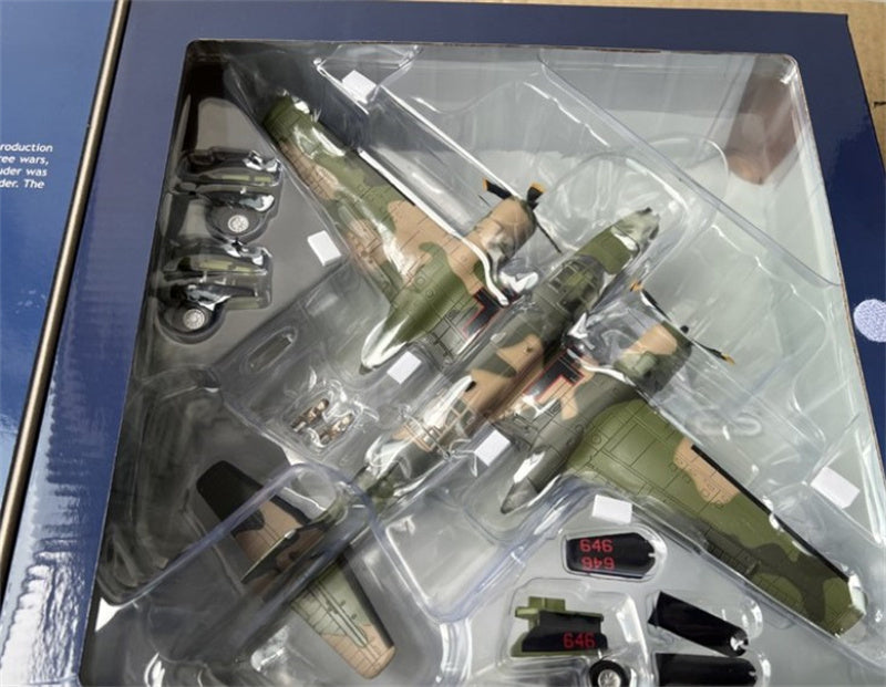 HOBBY MASTER B-26K Counter Invader AF64-646, 609th SOS,59th SOW, Thailand 1969 1/72 Aircraft Pre-built Model