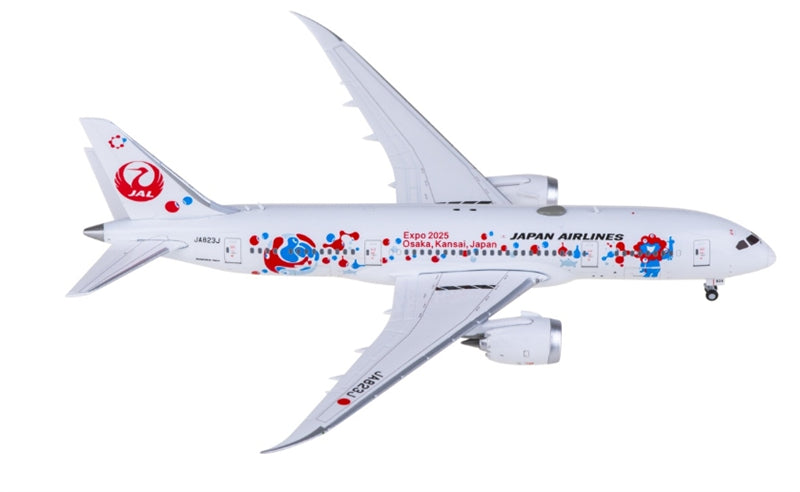 JC Wings Japan Airlines Boeing 787-8 Dreamliner JA823J 1:400 Diecast Model view 4