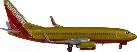 Geminijets Southwest Airlines Boeing 737-700 N714CB 1:400 Diecast Model view 1