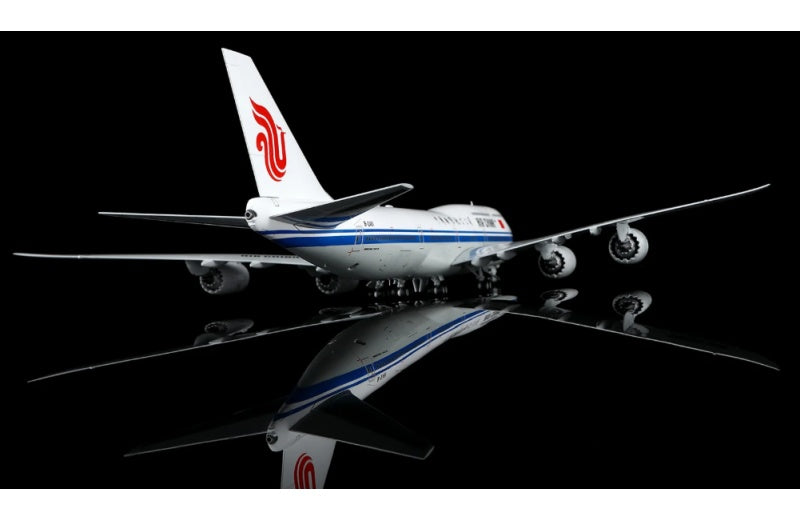 SQ Wings 1:200 Air China B747-8I B-2481 Standard Edition DIECAST Model