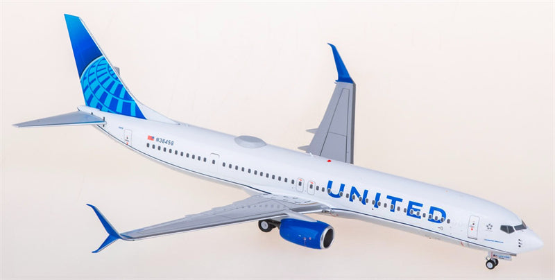 NG Models 1:200 United Airlines Boeing 737-900ER N38458 Model