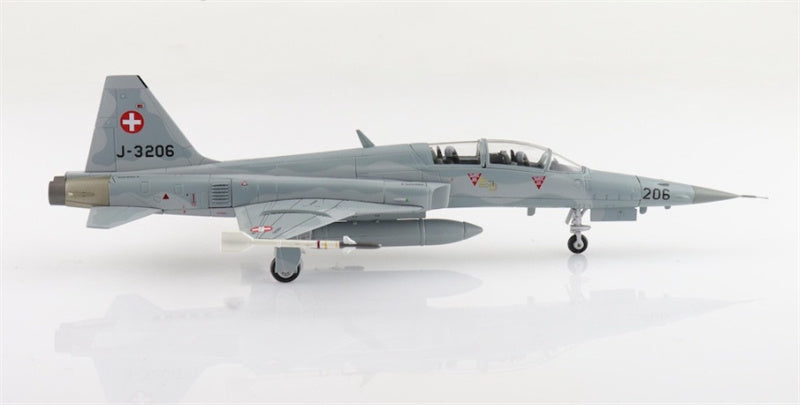 Hobby Master F-5F Tiger II J-3206 Staffel 6 Swiss Air Force 1:72 Airplane Pre-built Model