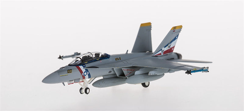Hogan F/A-18F Super Hornet VFA-2 Bounty Hunters NE100 1:200 Diecast Model view 1