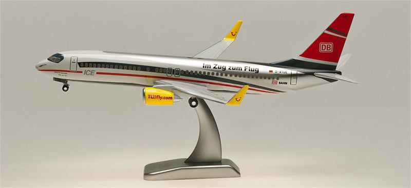 Hogan TULfly Boeing 737-800 D-ATUE ICE 1:200 ABS Model view 1
