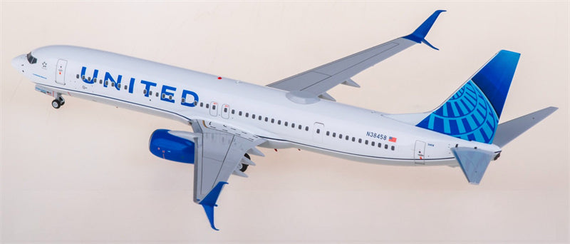 NG Models 1:200 United Airlines Boeing 737-900ER N38458 Model