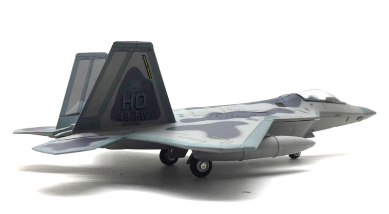 FLOZ US Lockheed Martin F-22 Raptor fighter jet 1:100 Aircraft Pre-built Model