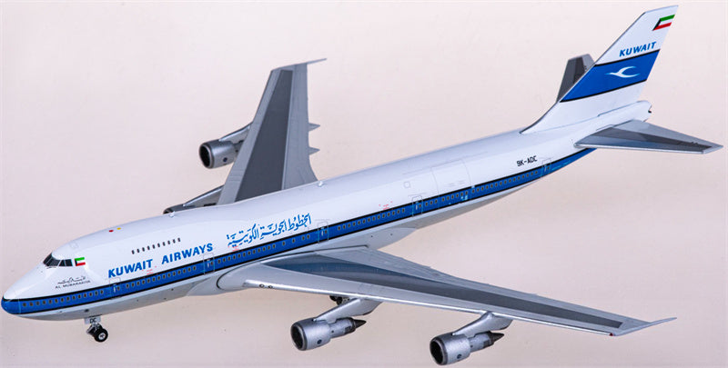 Phoenix Kuwait Airways Boeing 747-200 9K-ADC 1:400 Diecast Model view 3