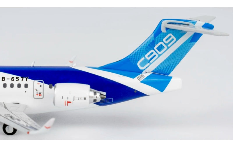 NG Models 1:400 COMAC EXPRESS C909 B-657Y  DIECAST Model