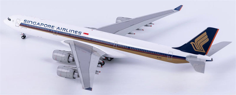 SQ Wings Singapore Airlines Airbus A340-500 9V-SGE 1:200 Diecast Model view 3