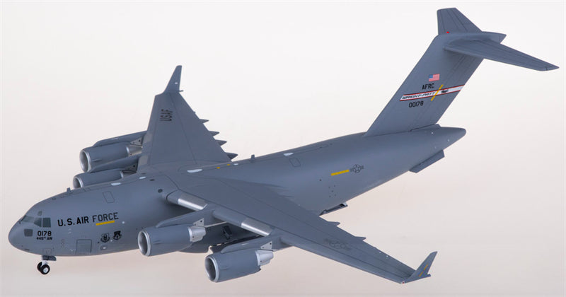 Geminijets USAF Boeing C-17 Globemaster III 00-0178 1:200 Diecast Model view 1