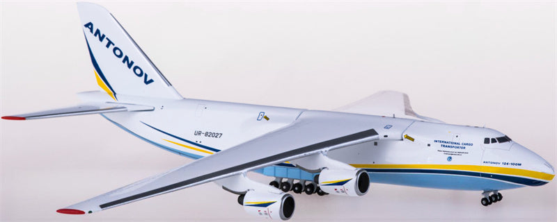 Geminijets 1:400 Antonov UR-82027 Diecast Model view 4