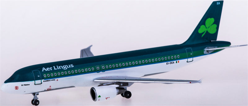 AeroClassics Aer Lingus Airbus A320 EI-DEA 1:400 Diecast Model view 2