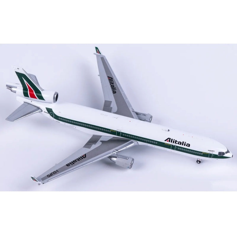 JC Wings 1:400 Alitalia McDonnell Douglas MD-11 I-DUPD  DIECAST Model