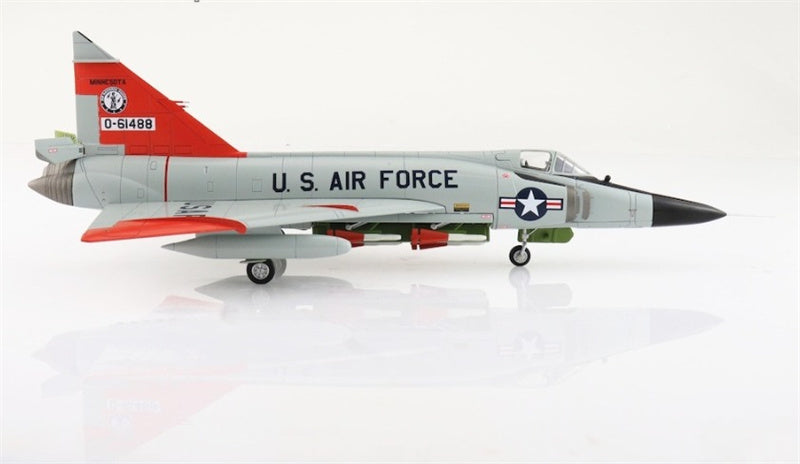 Hobby Master F-102A Delta Dagger 56-1488 179 FIS Minnesota ANG 1966 (case XX wing) 1:72 Airplane Pre-built Model