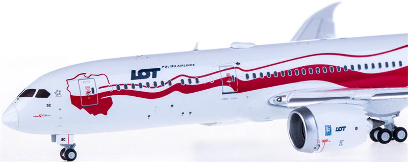JC Wings LOT Boeing 787-9 SP-LSC Flaps Down Proud of POLAND's Independence 1:400 Diecast Model view 3