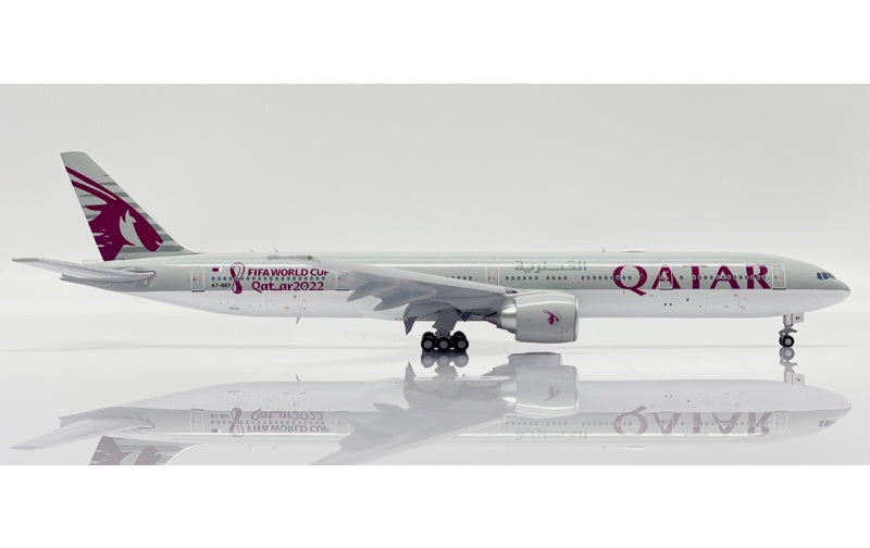 JC Wings 1:400 Qatar Airways B777-300ER A7-BEF Flaps down DIECAST Model