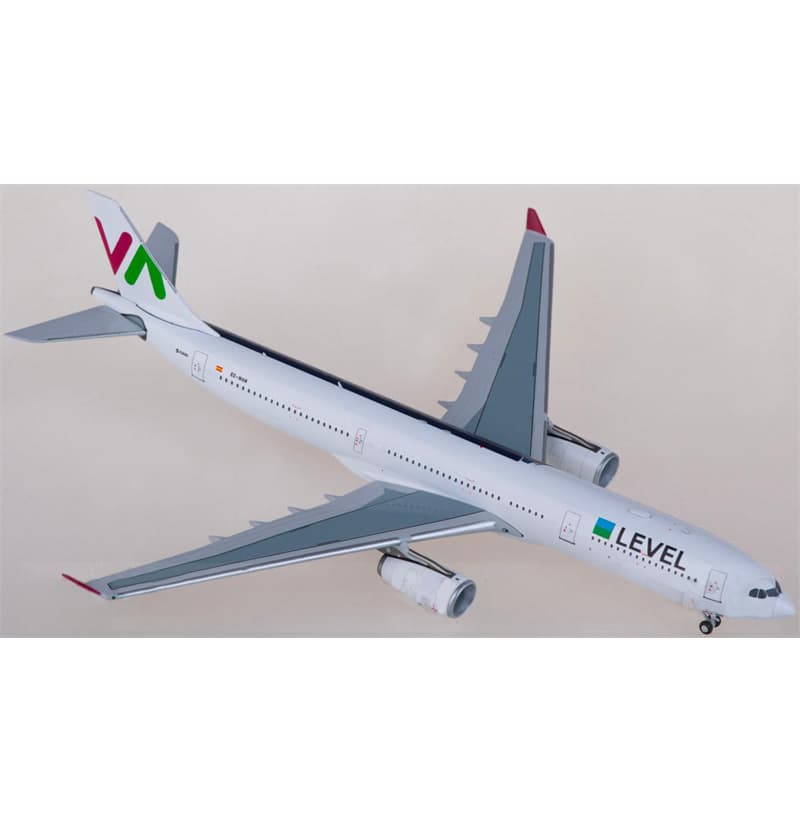 NG Models LEVEL Airbus A330-300 EC-NHM 1:400 Aircraft Pre-built  Airliner Model Display