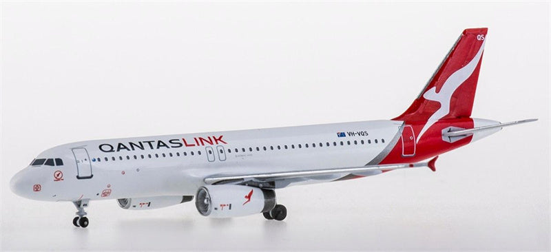 AeroClassics Qantaslink Airbus A320 VH-VQS 1:400 Diecast Model view 2