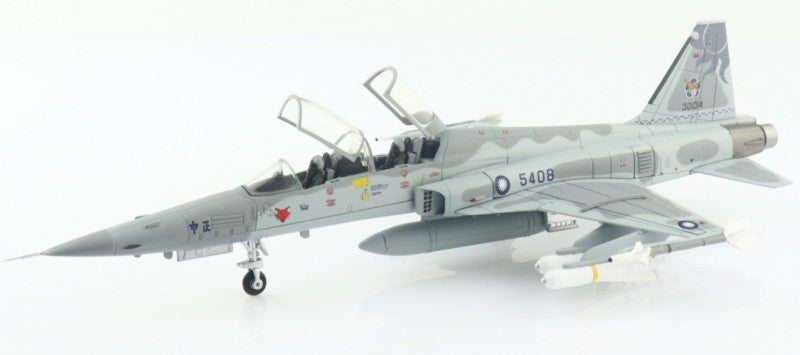 HOBBY MASTER ROCAF / Hualien AB F-5F 401st TFW 12th TRS 1:72 Model 2005   5408