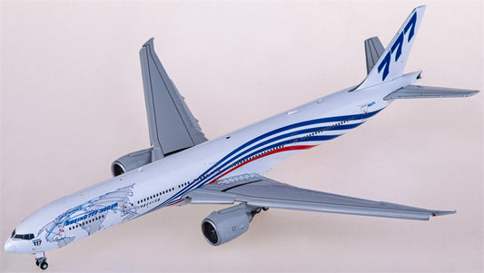 JC Wings Boeing House Color 777-300ER N5017V Flaps Down 1:400 Diecast Model view 1
