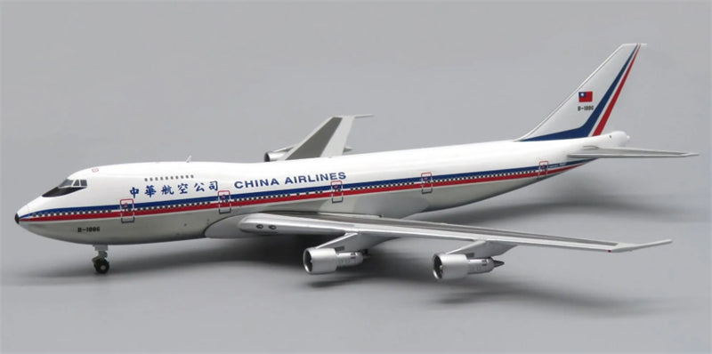 Apollo 1:400 China Airlines B747-200 B-1886 belly polishing DIECAST Aircraft Model