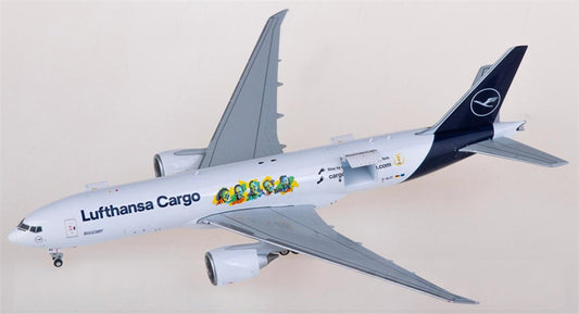 JC Wings Lufthansa Cargo for Boeing 777F D-ALFI 1:400 Airplane Pre-built Airliner Model Display