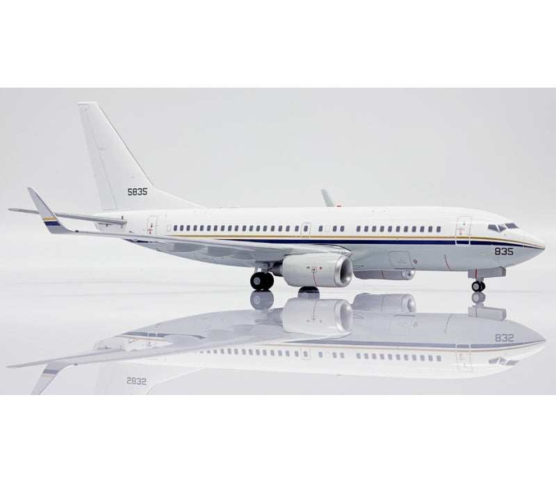 JC Wings 1:200 USA NAVY B737-700 165835  DIECAST Model