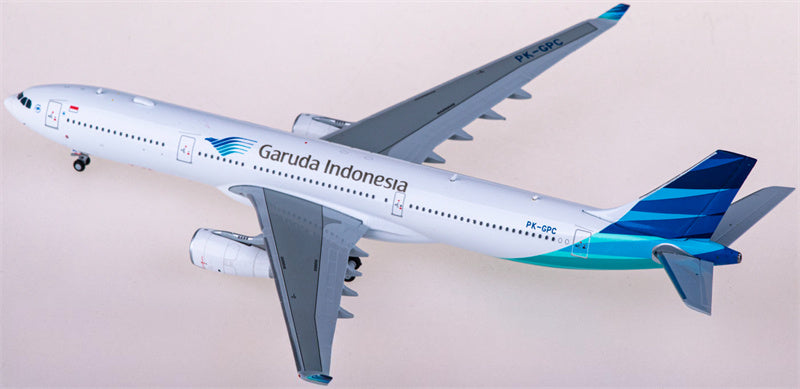 JC Wings Garuda Indonesia Airbus A330-300 PK-GPC 1:400 Diecast Model view 3