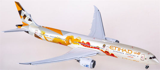 JC Wings Etihad Airways Boeing 787-10 Dreamliner A6-BMD Flaps Down 1:400 Diecast Model view 1