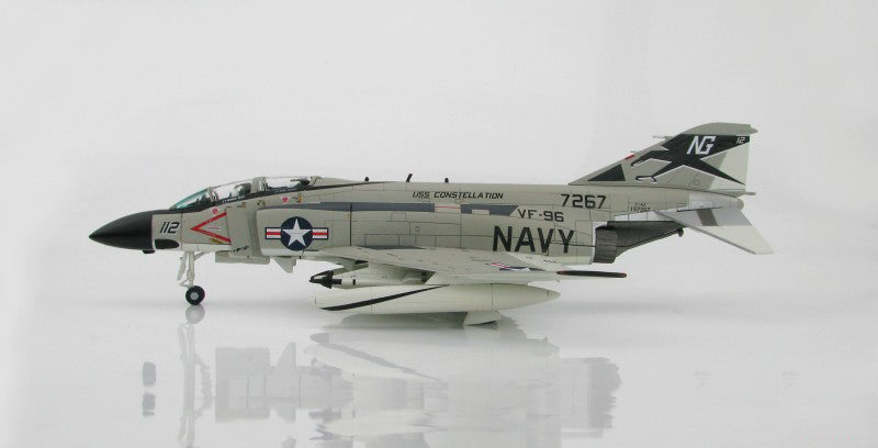 HOBBYMASTER US Navy F-4J VF-96 1:72 Model 1972  USS Constellation Showtime 112 / 157267