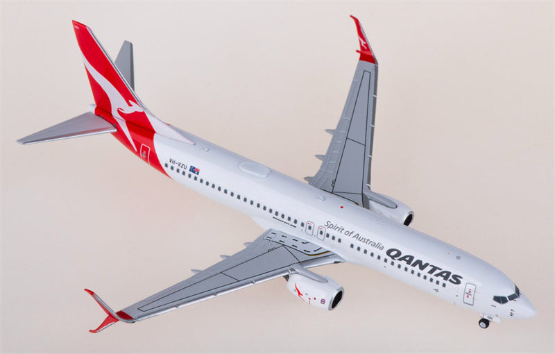 NG Models Qantas Boeing 737-800 VH-VZU 1:400 Diecast Model view 1
