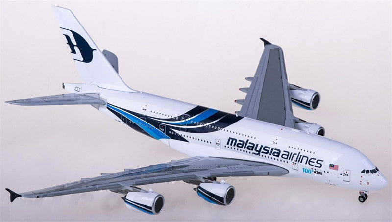 JC Wings Malaysia Airlines Airbus A380 9M-MNF 1:400 Airplan Diecast Model view 1