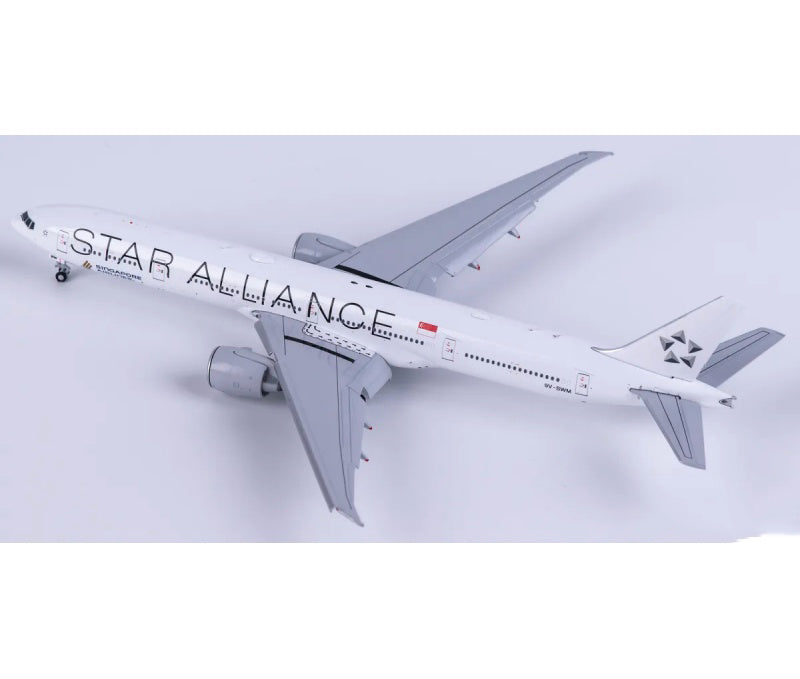 JC Wings 1:400 Singapore Airlines Boeing 777-300ER 9V-SWM Flaps down DIECAST Model