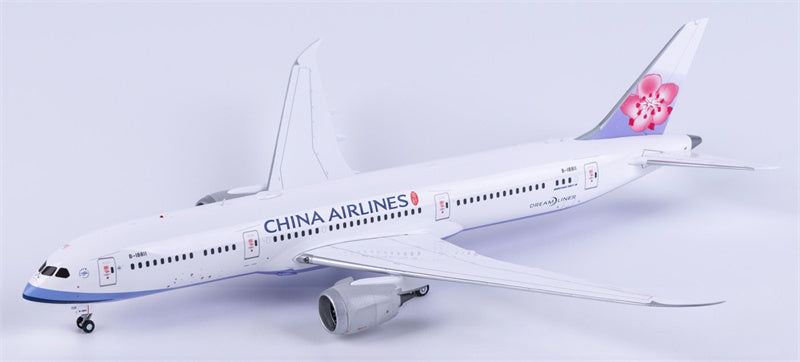 SQ Wings China Airlines Boeing 787-9 B-18811 1:200 Diecast Model view 3