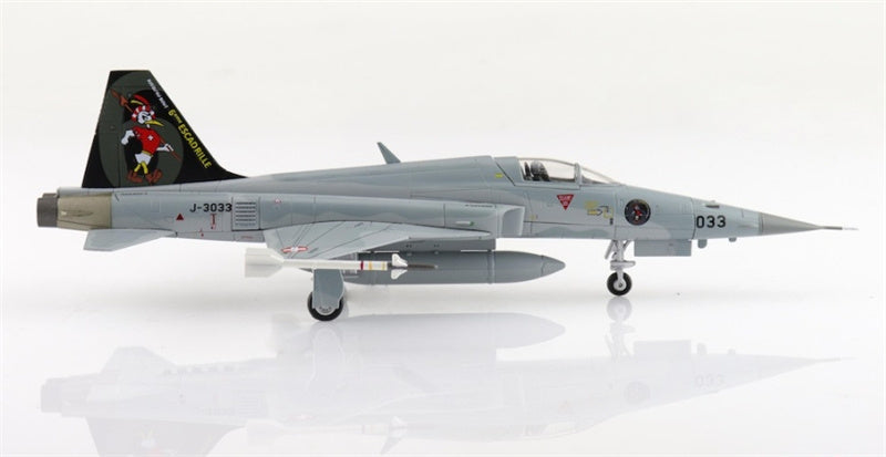 Hobby Master F-5E Tiger II J-3033 Staffel 6 Swiss Air Force (re-issue with new box art) 1:72 Airplane Pre-built Model