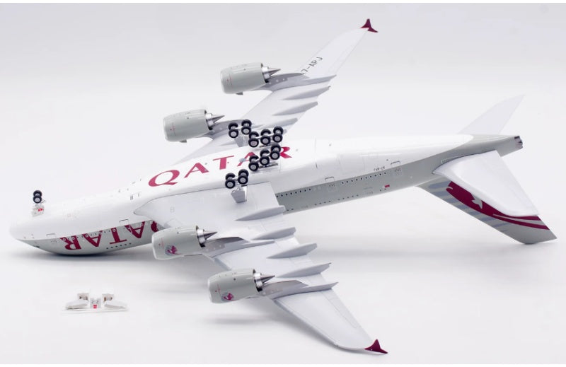 INFLIGHT 1:200 Qatar Airways A380 A7-APJ  DIECAST Model