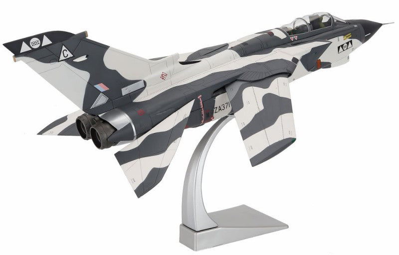 CORGI RAF / Norway Tornado GR1A No.II(AC) Sqn. 1:48 Model 1995 Limited Edition  ZA371/C