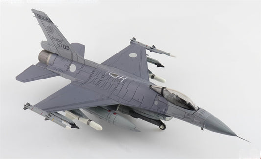 HOBBY MASTER ROCAF F-16V 23rd Tactical Fighter Group 1:72 Model  AGM-84 Harpoon anti-ship missile  6702