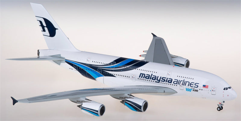 JC Wings Malaysia Airlines Airbus A380 9M-MNF 1:200 Diecast Model view 1