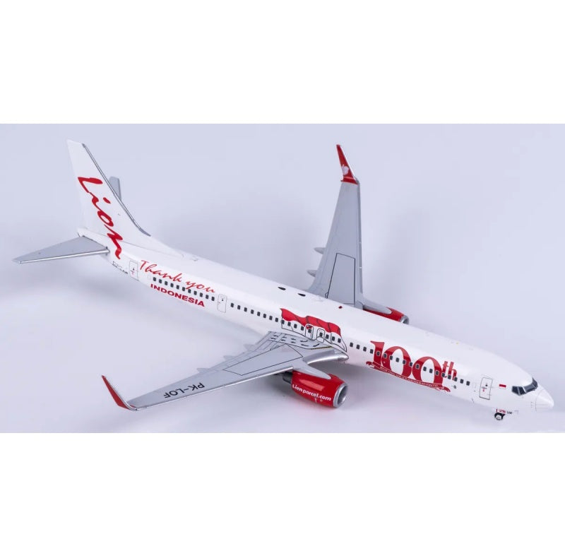 JC Wings 1:200 Lion Air Boeing 737-900ER PK-LOF  DIECAST Model