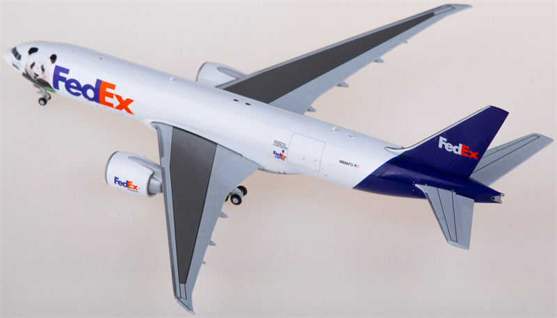 Geminijets FedEx Boeing 777F N886FD 1:400 Diecast Model view 2