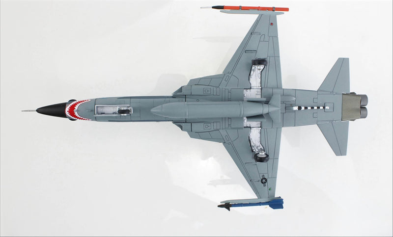 HOBBY MASTER USN F-5N VFC-111 1:72 Model 2017 Adversary Fighter Red 117 761533