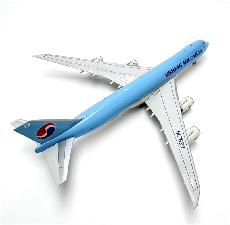 YY Wings Korean Air Cargo Boeing 747-8F HL7629 Interactive 1:400 Diecast Model view 5