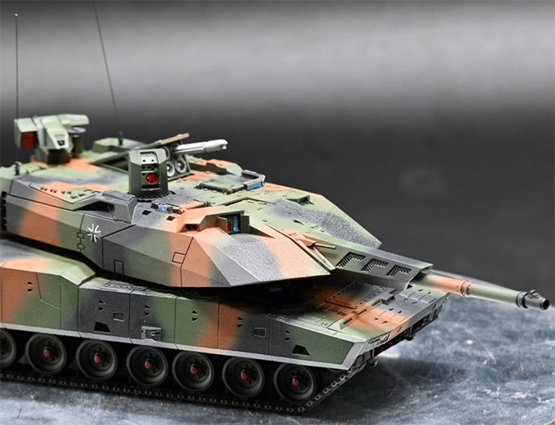 3R German KF51 main battle w/ cruise missiles tricolor coating 1:72 Tank Pre-built Model